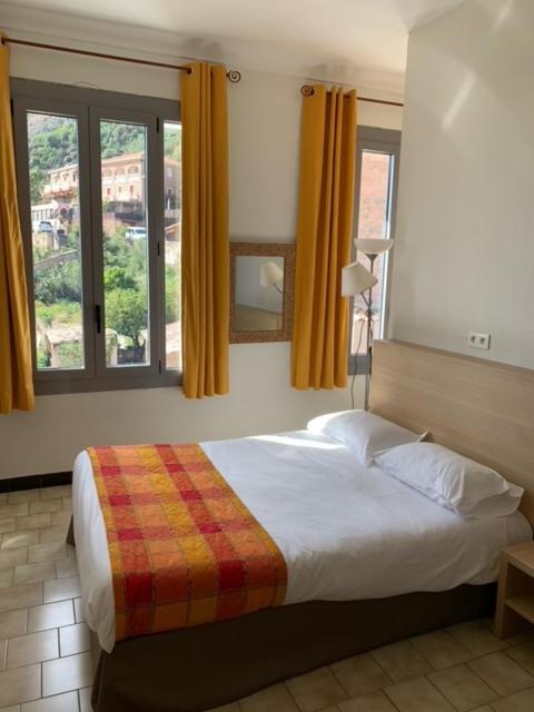 Hotel Colombo- Porto Corse Exteriér fotografie